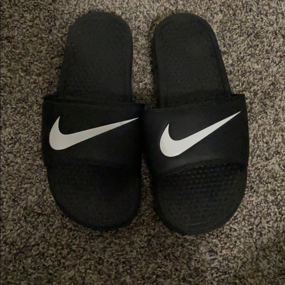 nike slides